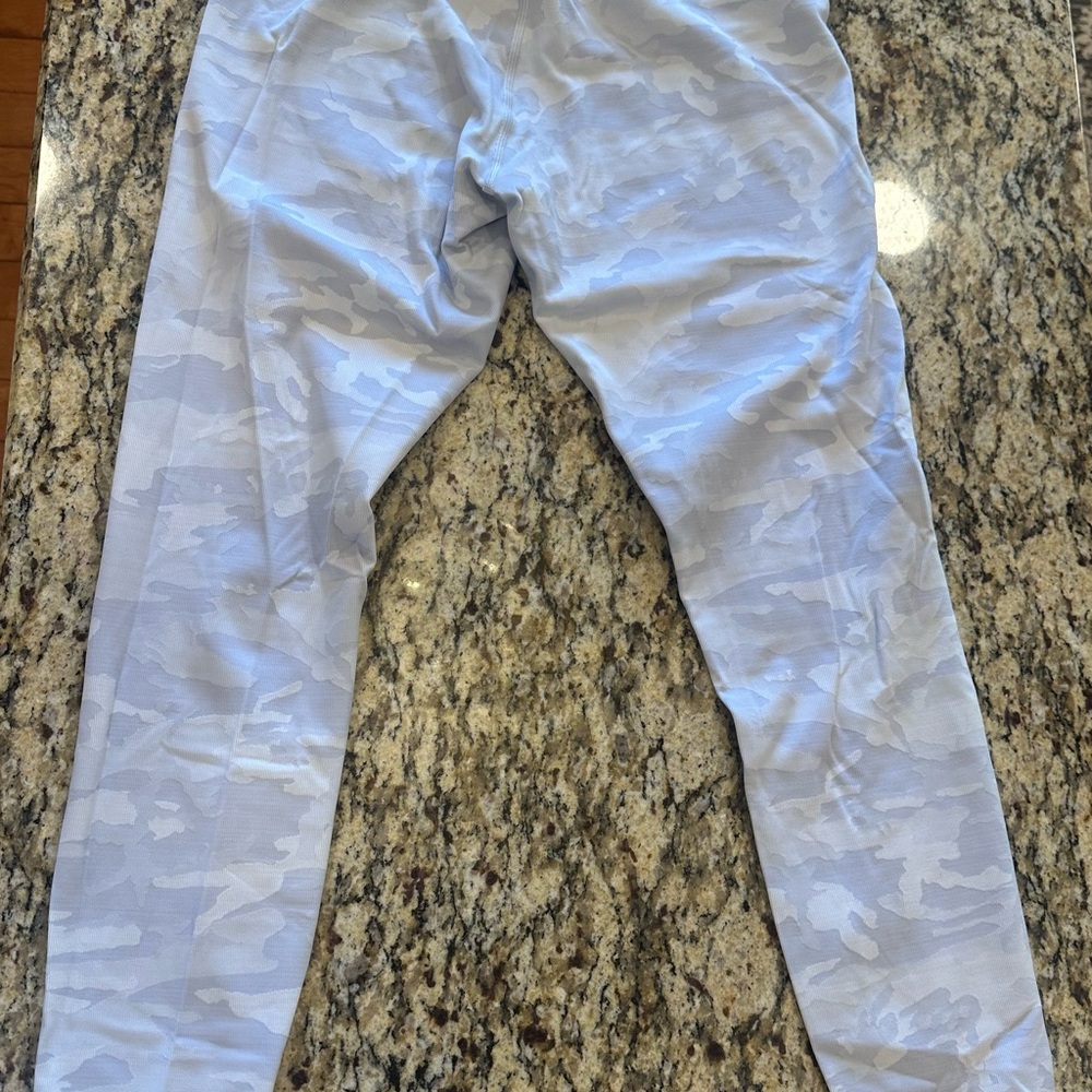 Lululemon Athletica Light Gray Camouflage Leggings